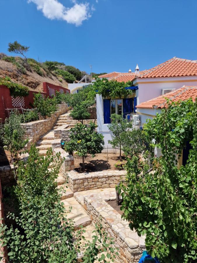 Stella'S Houses Aparthotel Agia Pelagia  Exterior photo